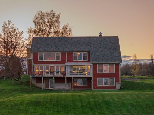 14 Turtle Bay Lane, South Hero, VT 05486