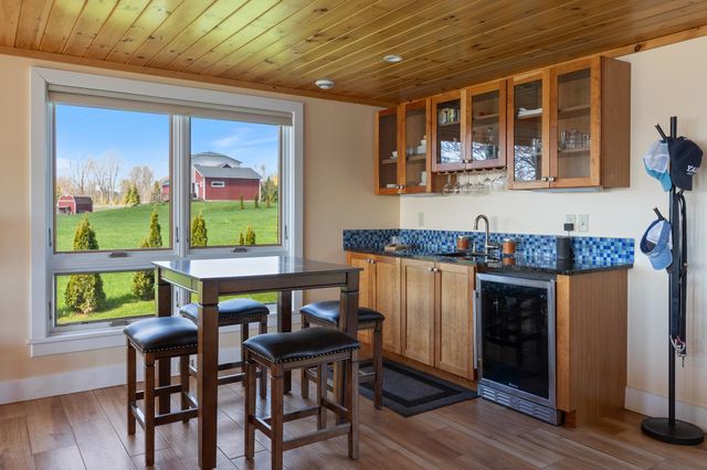 14 Turtle Bay Lane, South Hero, VT 05486