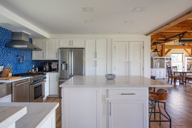 14 Turtle Bay Lane, South Hero, VT 05486