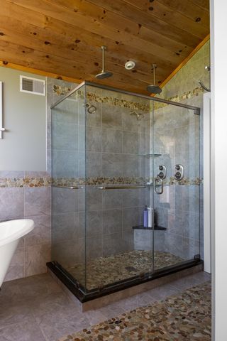 14 Turtle Bay Lane, South Hero, VT 05486
