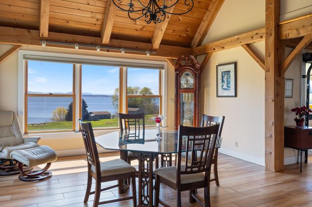 14 Turtle Bay Lane, South Hero, VT 05486