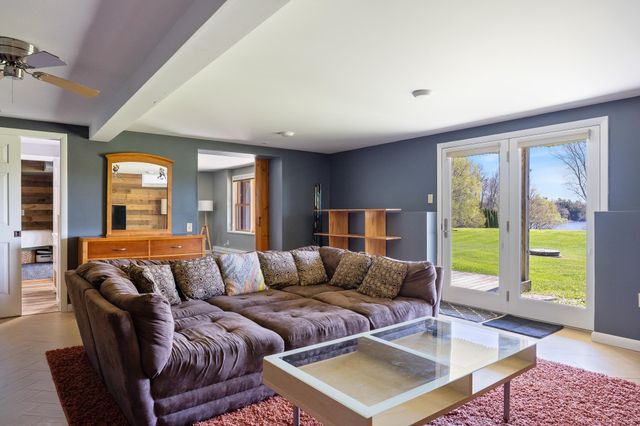 14 Turtle Bay Lane, South Hero, VT 05486
