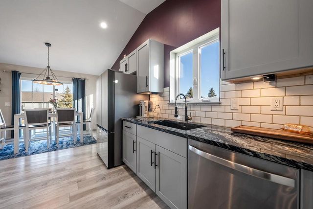 416 PATRICK LANE, Pulaski, WI 54162