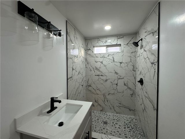 524 1st Avenue, Kingman, AZ 86401