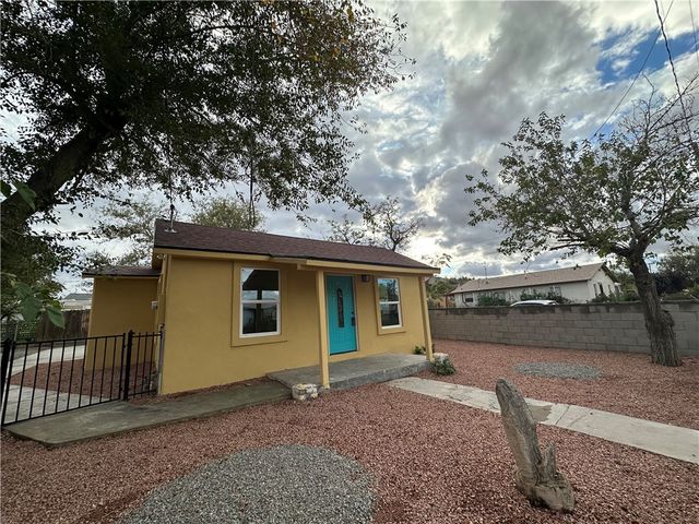 524 1st Avenue, Kingman, AZ 86401