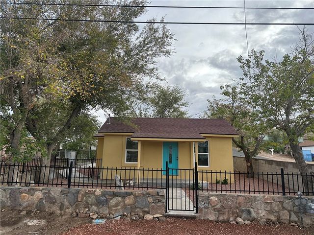 524 1st Avenue, Kingman, AZ 86401