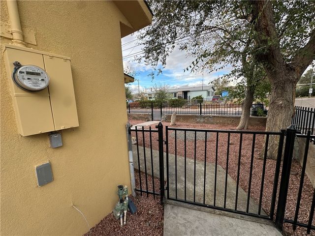 524 1st Avenue, Kingman, AZ 86401