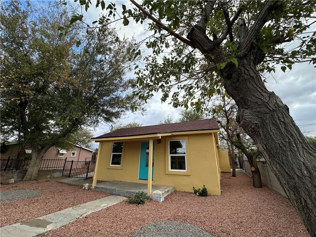 524 1st Avenue, Kingman, AZ 86401