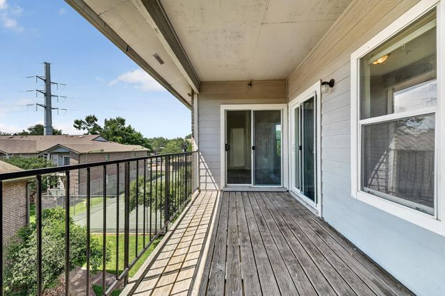 12166 Metric BLVD 351, Austin, TX 78758