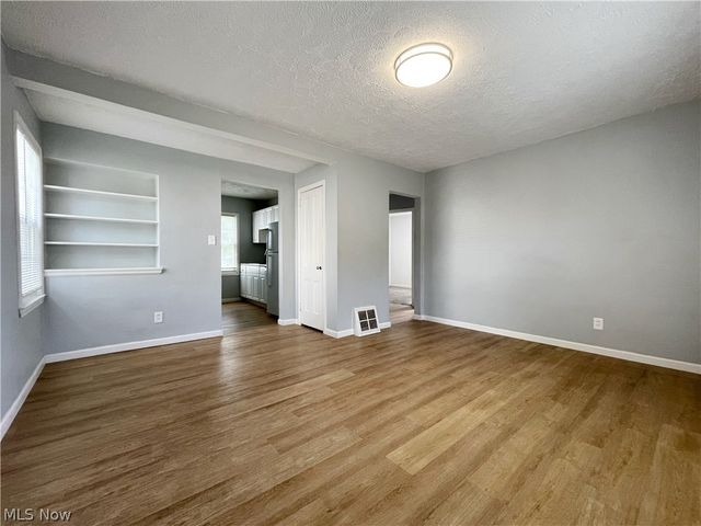 1731 Thornapple Avenue, Akron, OH 44301