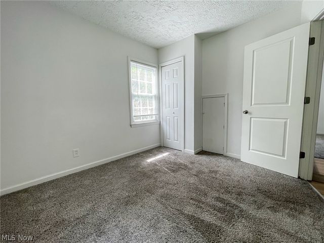 1731 Thornapple Avenue, Akron, OH 44301