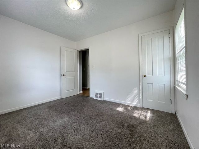 1731 Thornapple Avenue, Akron, OH 44301