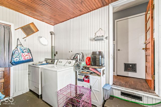 6201 W 800 N, Fountaintown, IN 46130