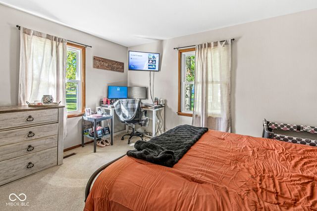 6201 W 800 N, Fountaintown, IN 46130