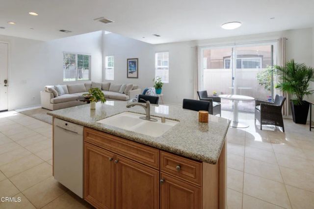 3604 Jolly Roger Way, Oxnard, CA 93035