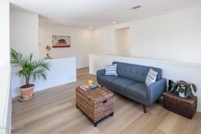 3604 Jolly Roger Way, Oxnard, CA 93035