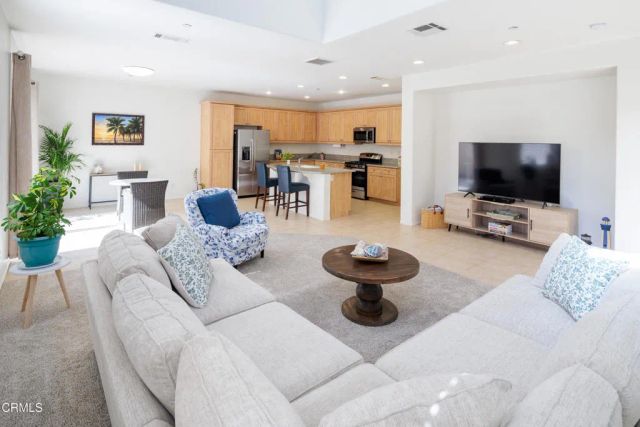 3604 Jolly Roger Way, Oxnard, CA 93035