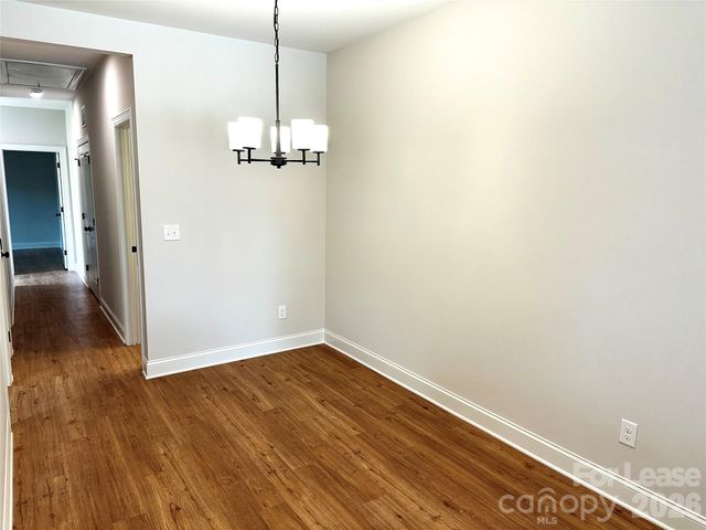 521 N Linwood Avenue, Charlotte, NC 28216