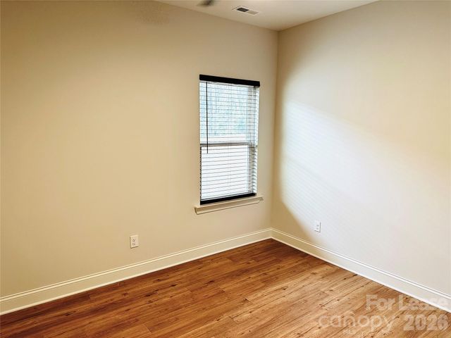 521 N Linwood Avenue, Charlotte, NC 28216