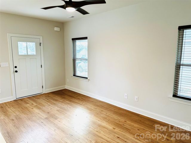 521 N Linwood Avenue, Charlotte, NC 28216