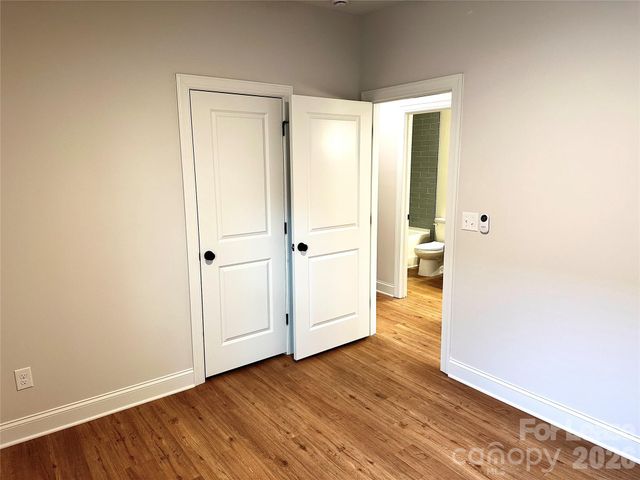 521 N Linwood Avenue, Charlotte, NC 28216