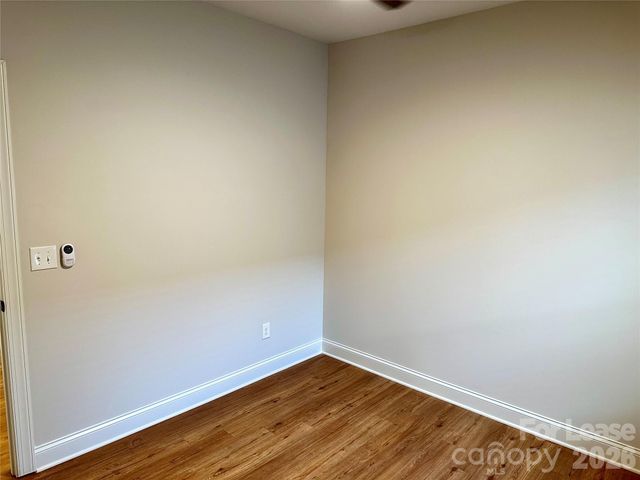 521 N Linwood Avenue, Charlotte, NC 28216