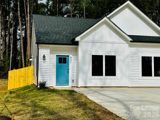 521 N Linwood Avenue, Charlotte, NC 28216