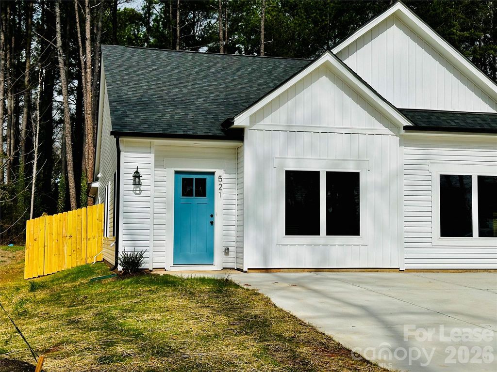 521 N Linwood Avenue, Charlotte, NC 28216