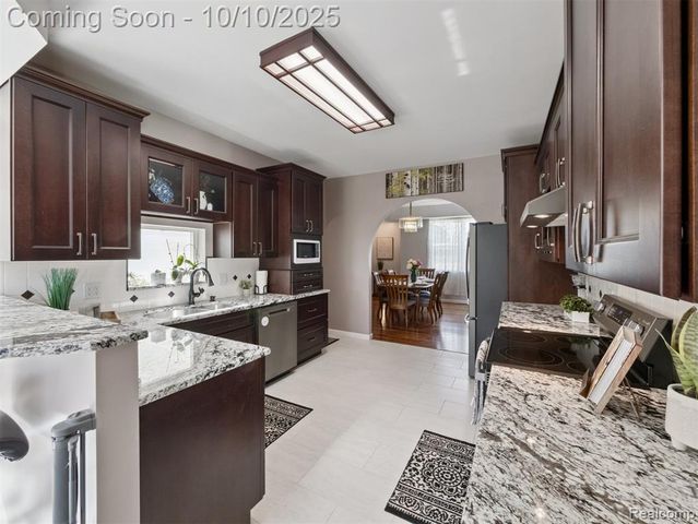 17275 Garvey Road, Chelsea, MI 48118