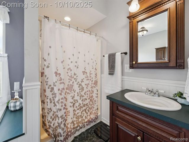 17275 Garvey Road, Chelsea, MI 48118