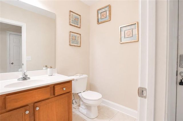 4442 Pond Edge Rd, Snellville, GA 30039