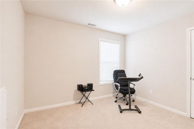 4442 Pond Edge Rd, Snellville, GA 30039