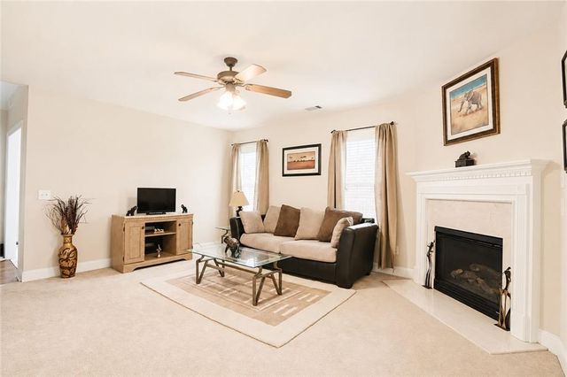 4442 Pond Edge Rd, Snellville, GA 30039
