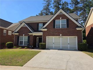 4442 Pond Edge Rd, Snellville, GA 30039