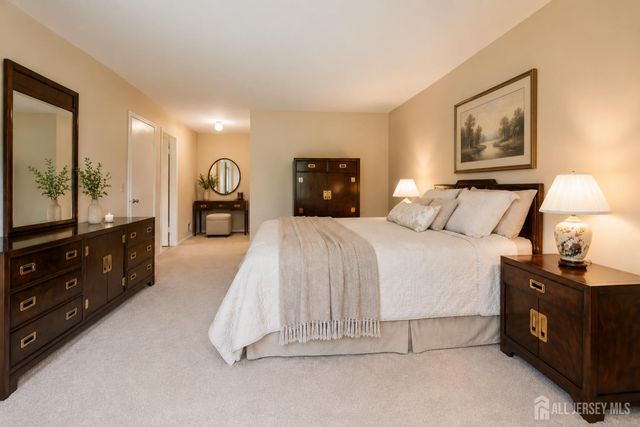 24 Van Hise Court, East Brunswick, NJ 08816