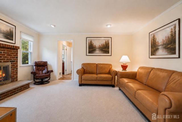 24 Van Hise Court, East Brunswick, NJ 08816