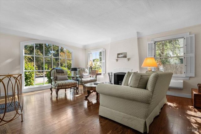 1805 Austin Way, Santa Rosa, CA 95404