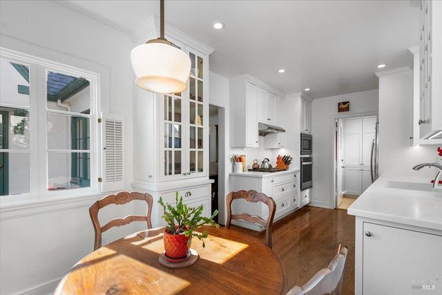 1805 Austin Way, Santa Rosa, CA 95404