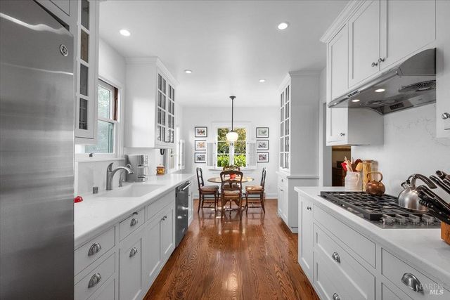 1805 Austin Way, Santa Rosa, CA 95404