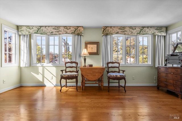 1805 Austin Way, Santa Rosa, CA 95404