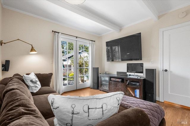 1805 Austin Way, Santa Rosa, CA 95404