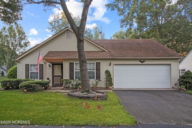 71 Morning Glory Lane, Whiting, NJ 08759