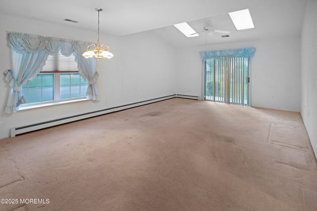 71 Morning Glory Lane, Whiting, NJ 08759