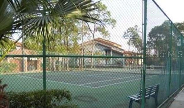 5104 CONROY ROAD 27, Orlando, FL 32811