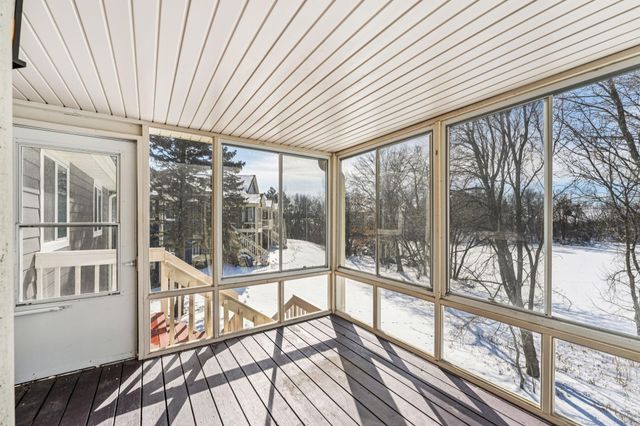 2545 Concord Way 115, Mendota Heights, MN 55120