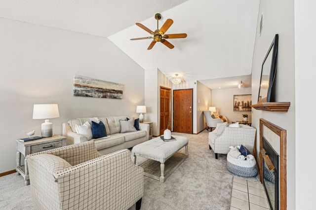 2545 Concord Way 115, Mendota Heights, MN 55120