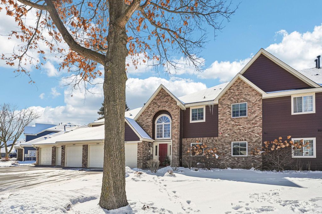 2545 Concord Way 115, Mendota Heights, MN 55120