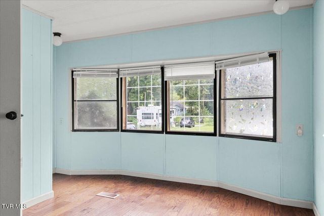 205 Jenkins Hollow Road, Elizabethton, TN 37643