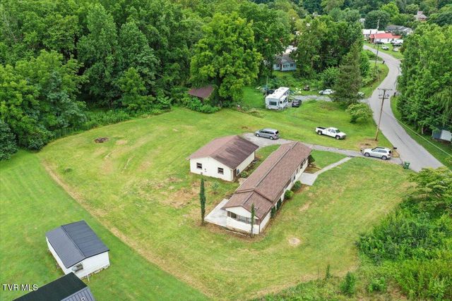 205 Jenkins Hollow Road, Elizabethton, TN 37643