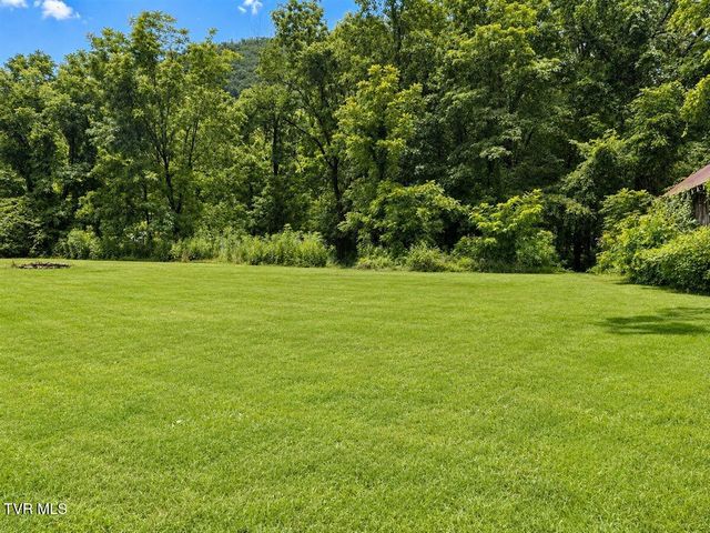 205 Jenkins Hollow Road, Elizabethton, TN 37643